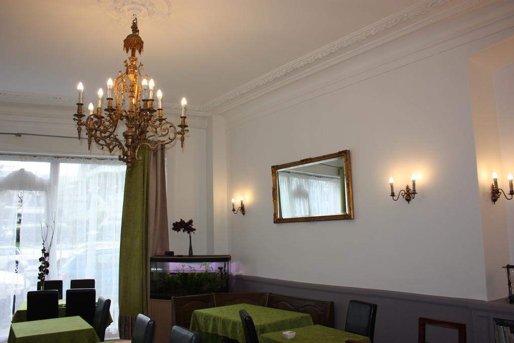 Hotel Savoy 2*